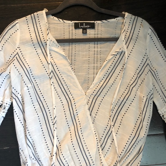 Lulu’s Top - Picture 2 of 3
